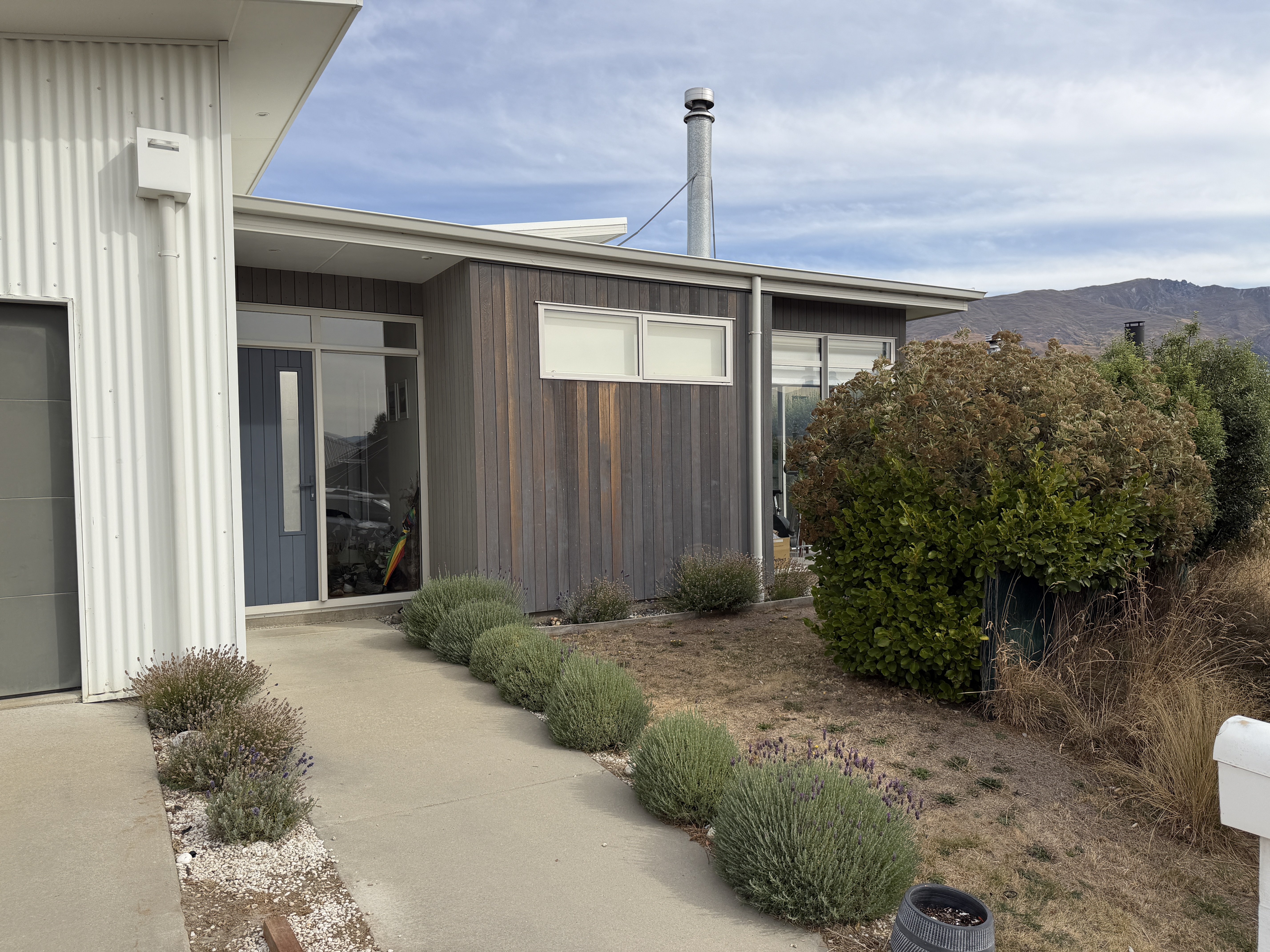 Cedar Refresh & Garage Door Repaint, Wānaka - Before 1: Front Of House Before