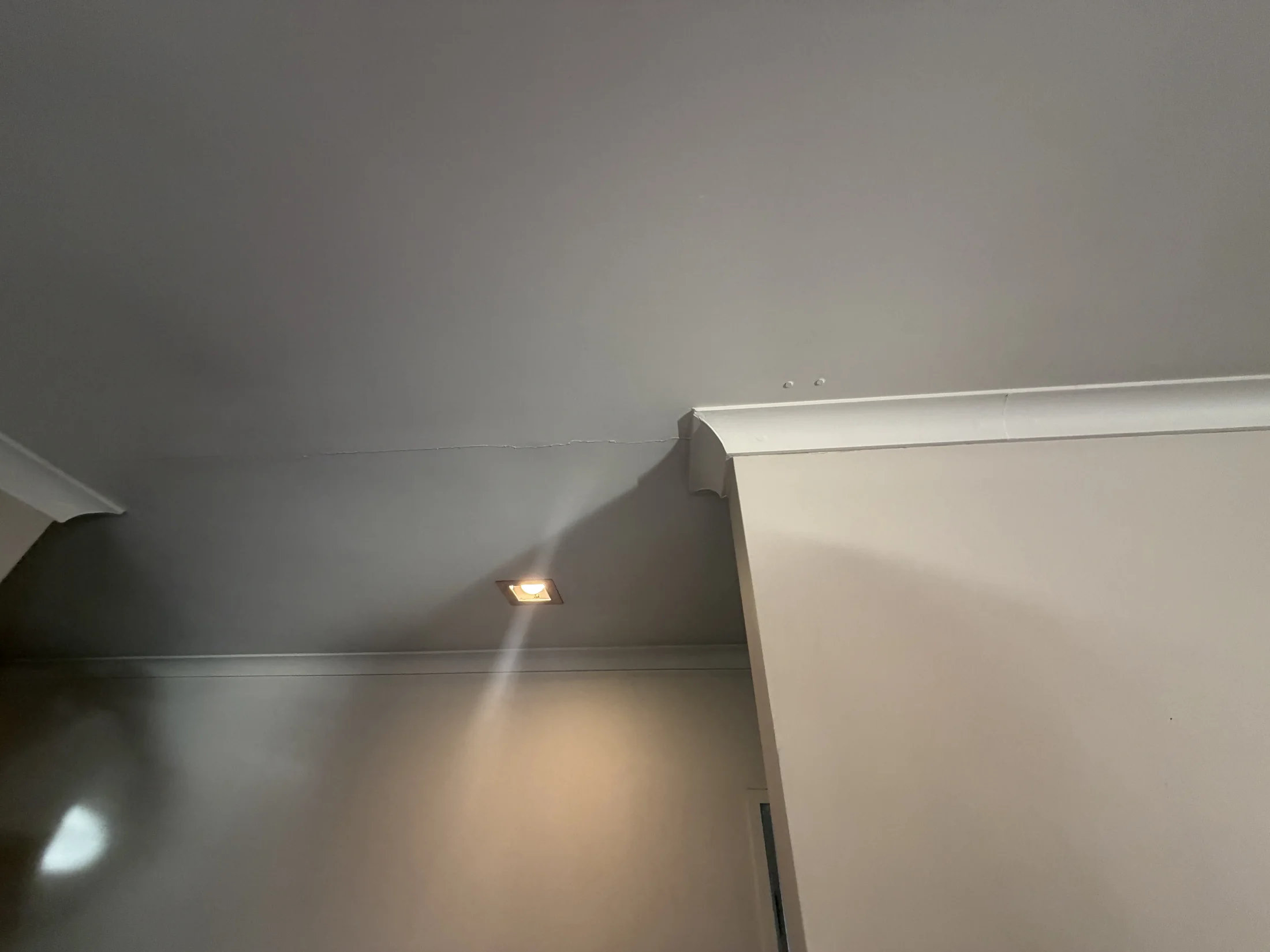 Interior Ceiling Repaint, Wanaka - Before 2: Ceiling Movement Crack And Thermal Ghosting Before Wanaka