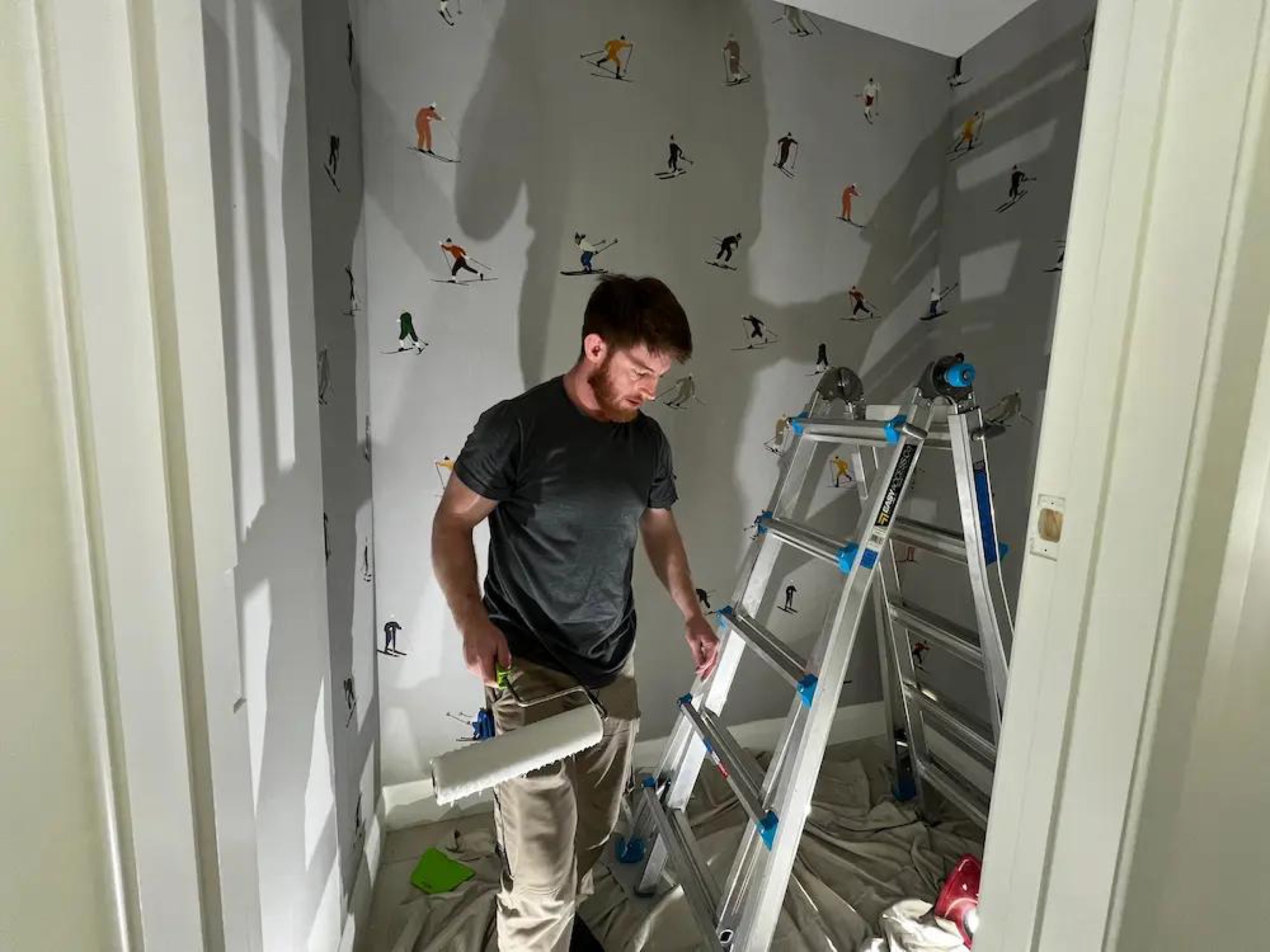 Powder Room Wallpaper Installation